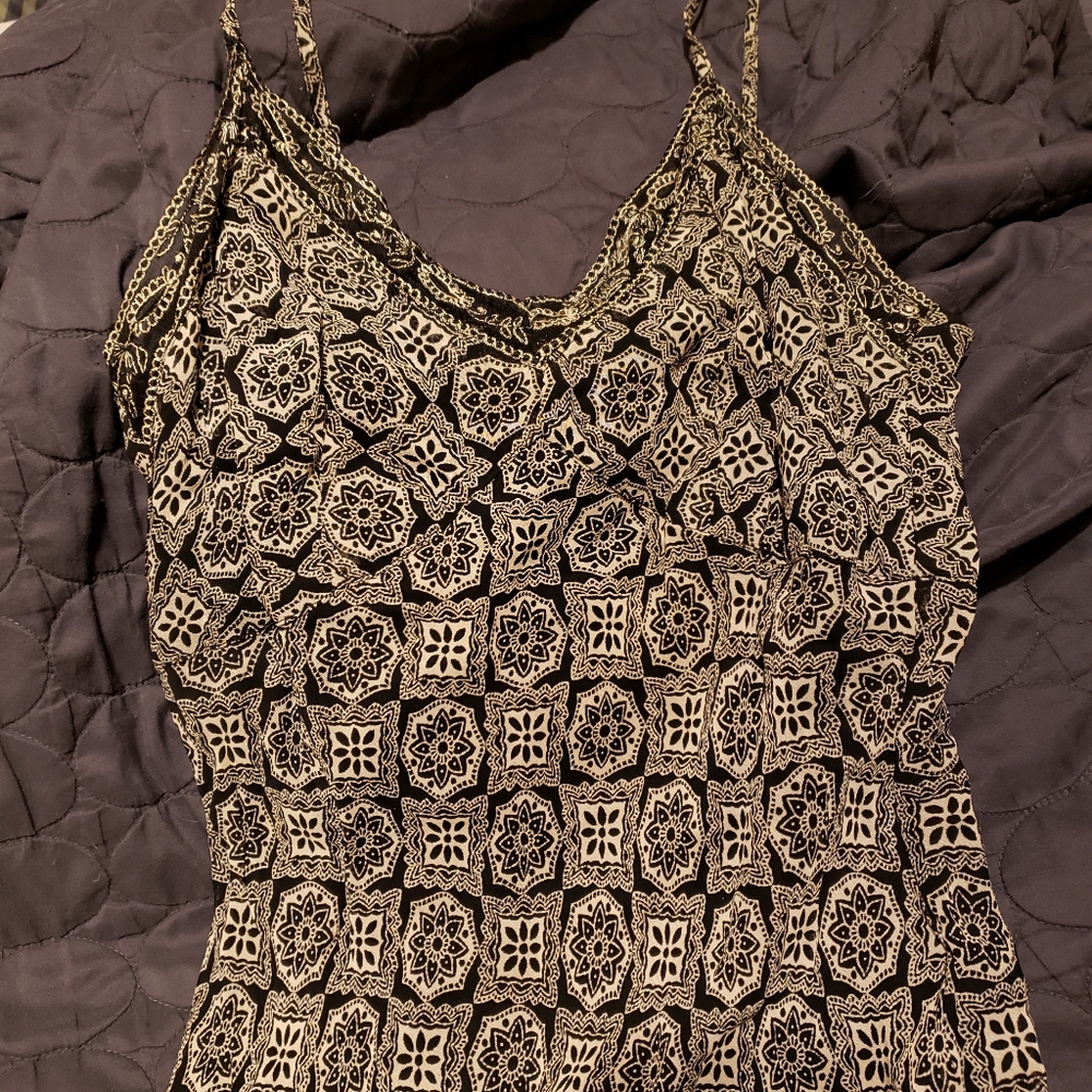 Cute  vintage summertime black/white midi dress! Size 10